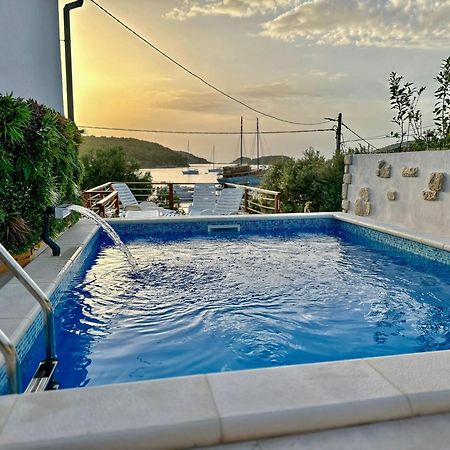 Beach Villa Ema Супетарска Драга Екстериор снимка