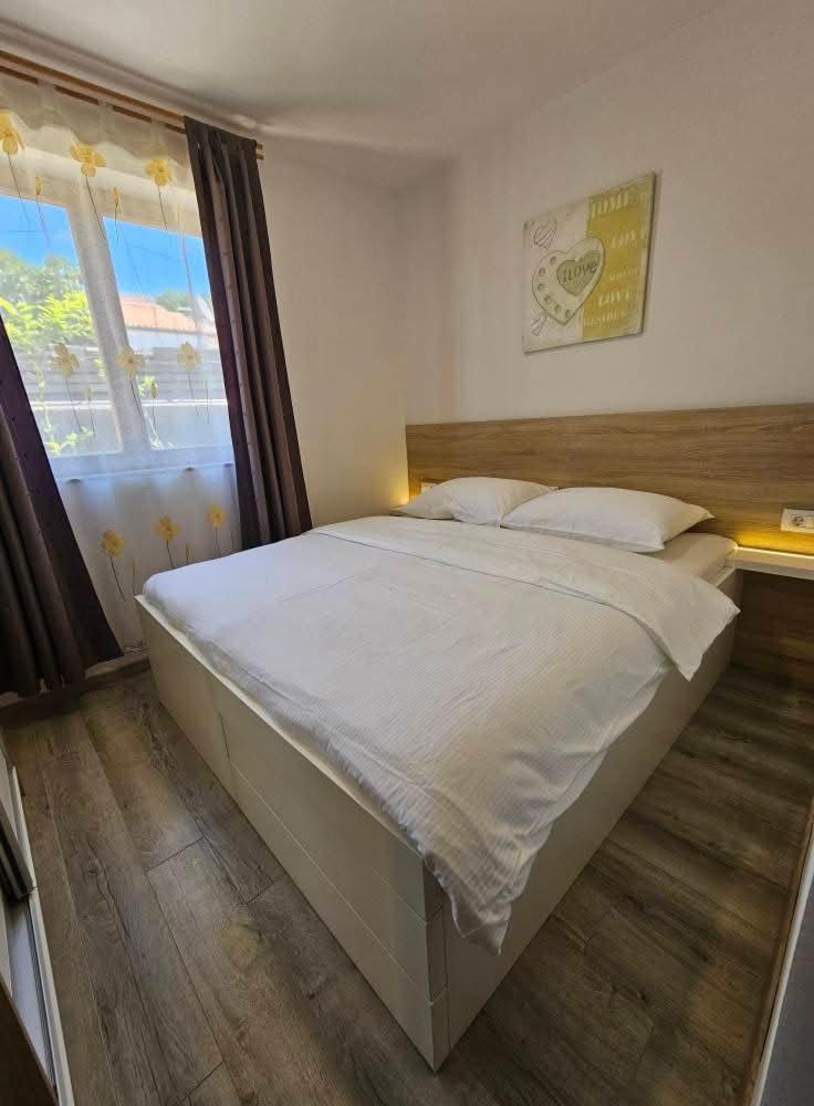 Beach Villa Ema Супетарска Драга Екстериор снимка